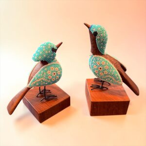 PAJARITOS NOVIOS PAR ARTE WIXARICA FIGURAS DECORATIVA